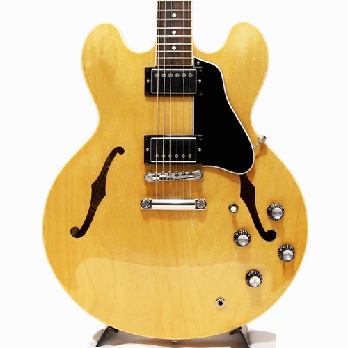 Gibson 2019 335 - gibson, /